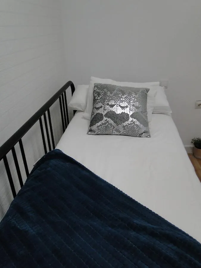 Апартаменты Apartamento Con Vistas A La Catedral A 15 Minutos Del Centro Малага